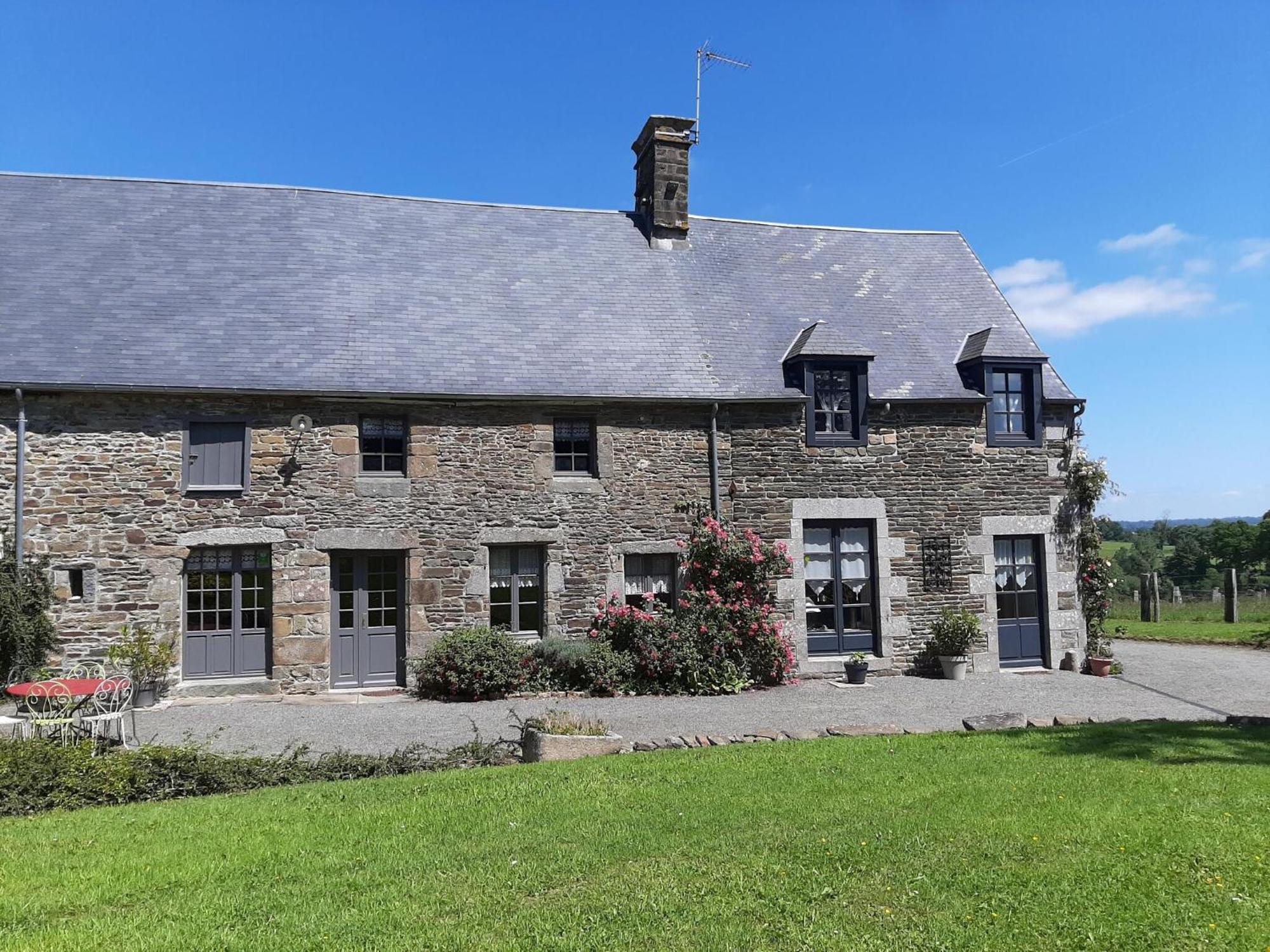 Holiday Home Close To Normandy Montaigu-les-Bois Kültér fotó